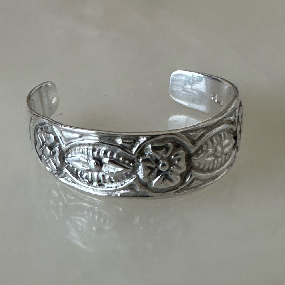Sterling Silver Toe Ring - image 7